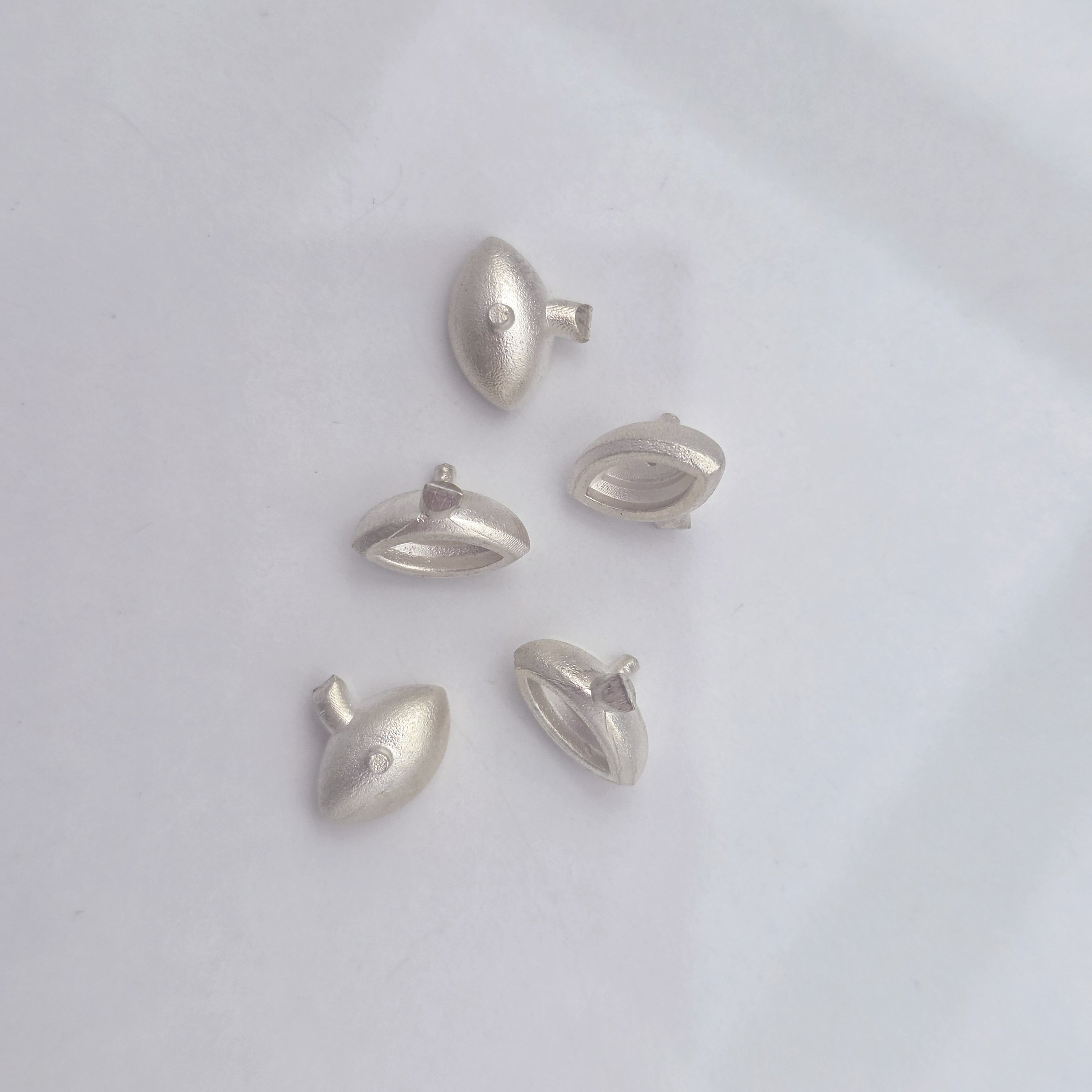 Marquise Shape Pebble Setting 7mmx3.5mm