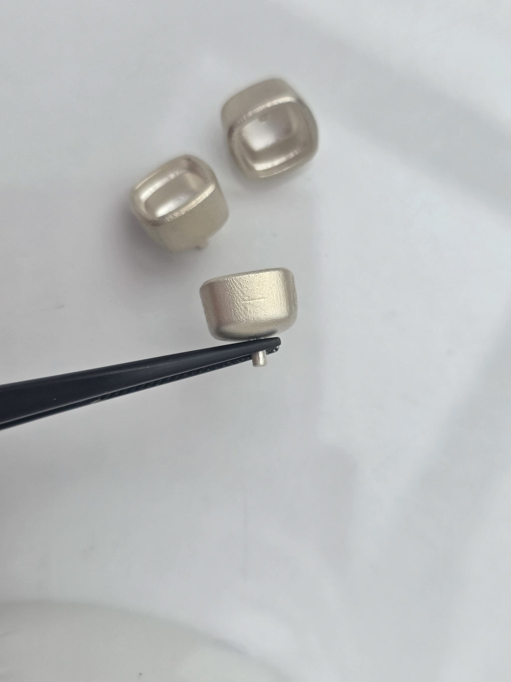 8mm Cushion Flat Bottom Setting