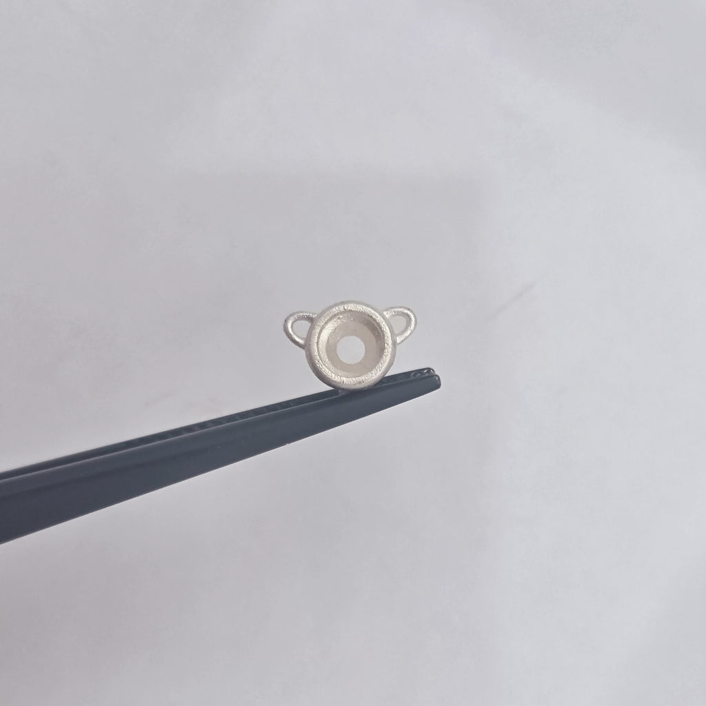 Solitaire Bezel Pendant 4mm